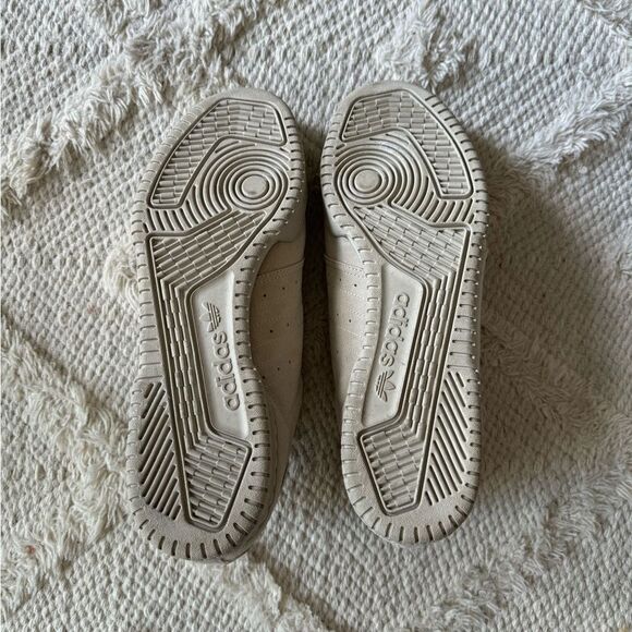 Men’s Adidas Calabasas Powerphase sneakers - Picture 3 of 5